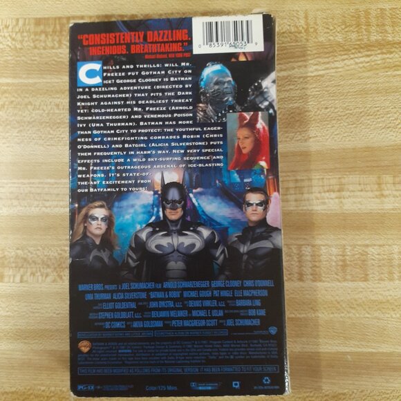 Batman & Robin VHS 1997 Clooney Schwarzenegger Joel Schumacher DC Comics 90s VTG - Picture 3 of 5